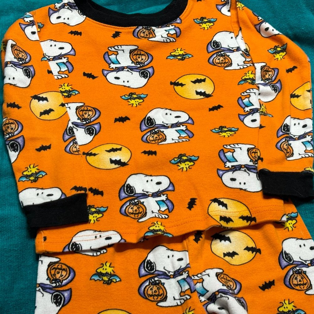 Peanuts Brand Halloween pajamas